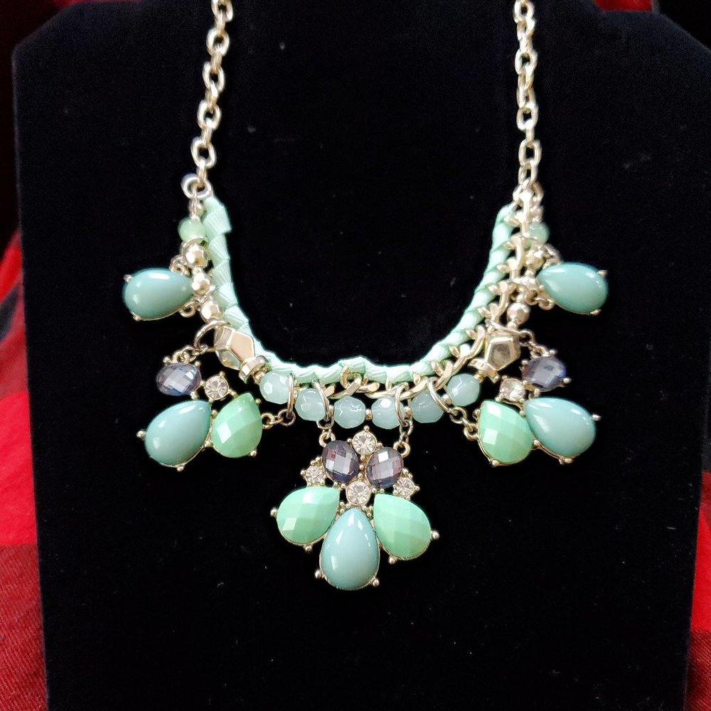 Minty Facets Necklace